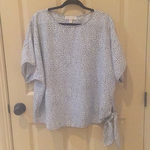 Michael Kors short sleeve black & white blouse 1X